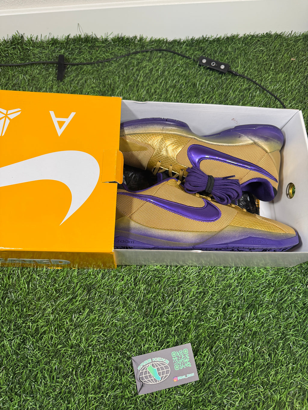 Kobe 5 “Undefeated” (Size 11)-Mase Kicks