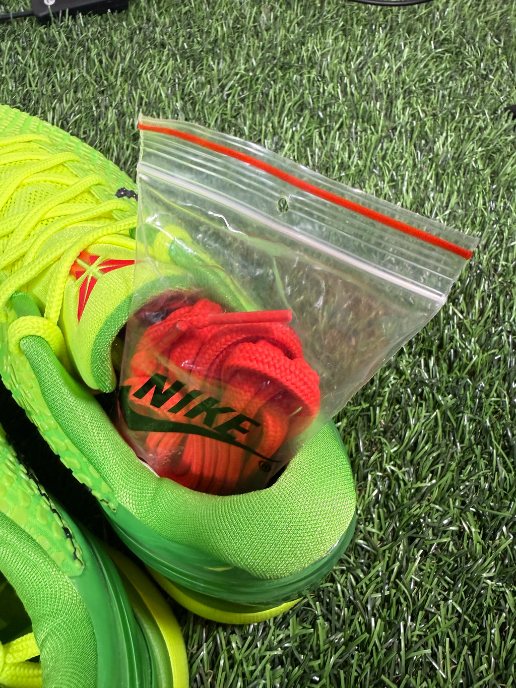 Kobe 6 “Grinch” (Size 10)-Mase Kicks