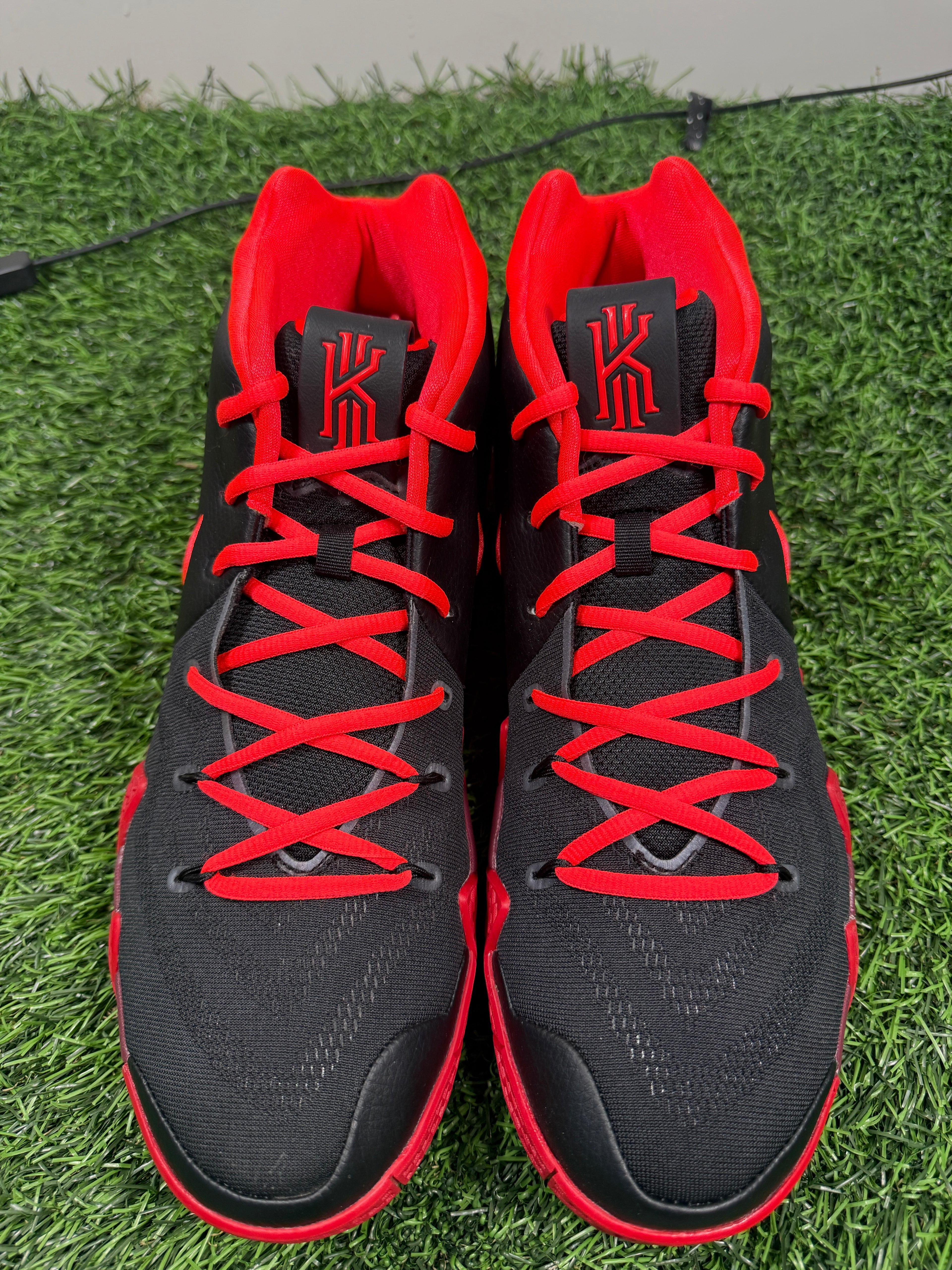 Kyrie 4 ID “Darth Maul” (Size 14)