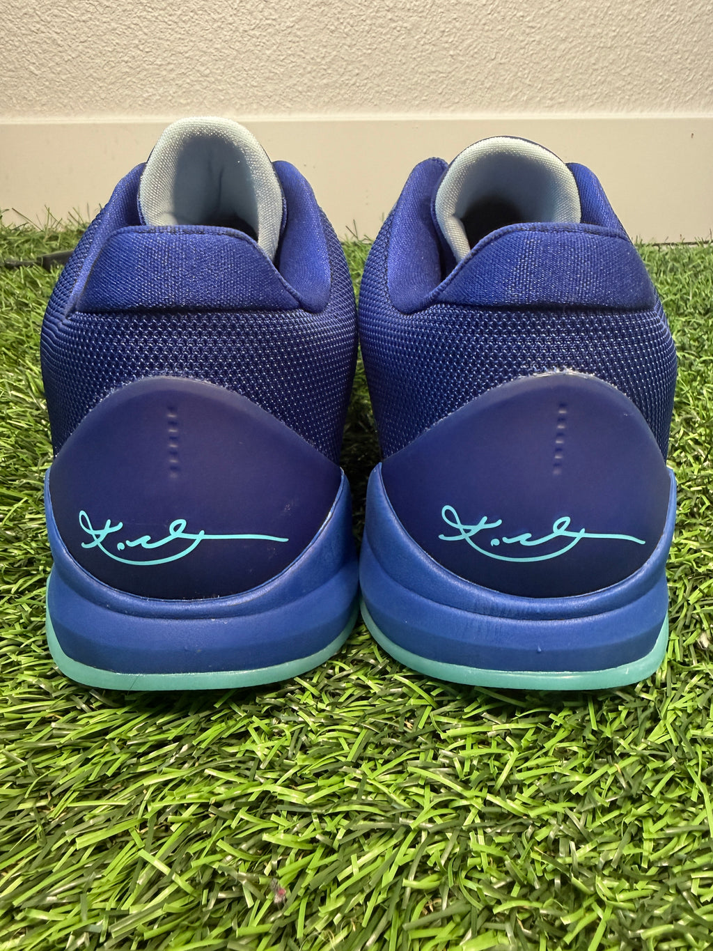Kobe 5 “X-Ray” (Size 11)