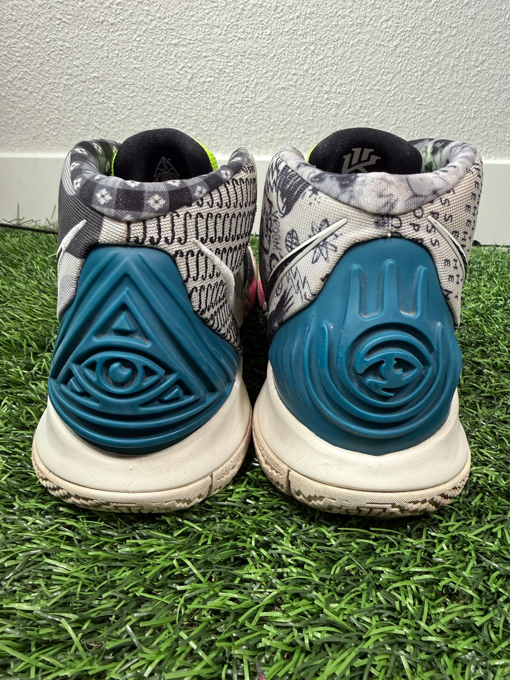 Kybrid s2 “What The” (Size 13)