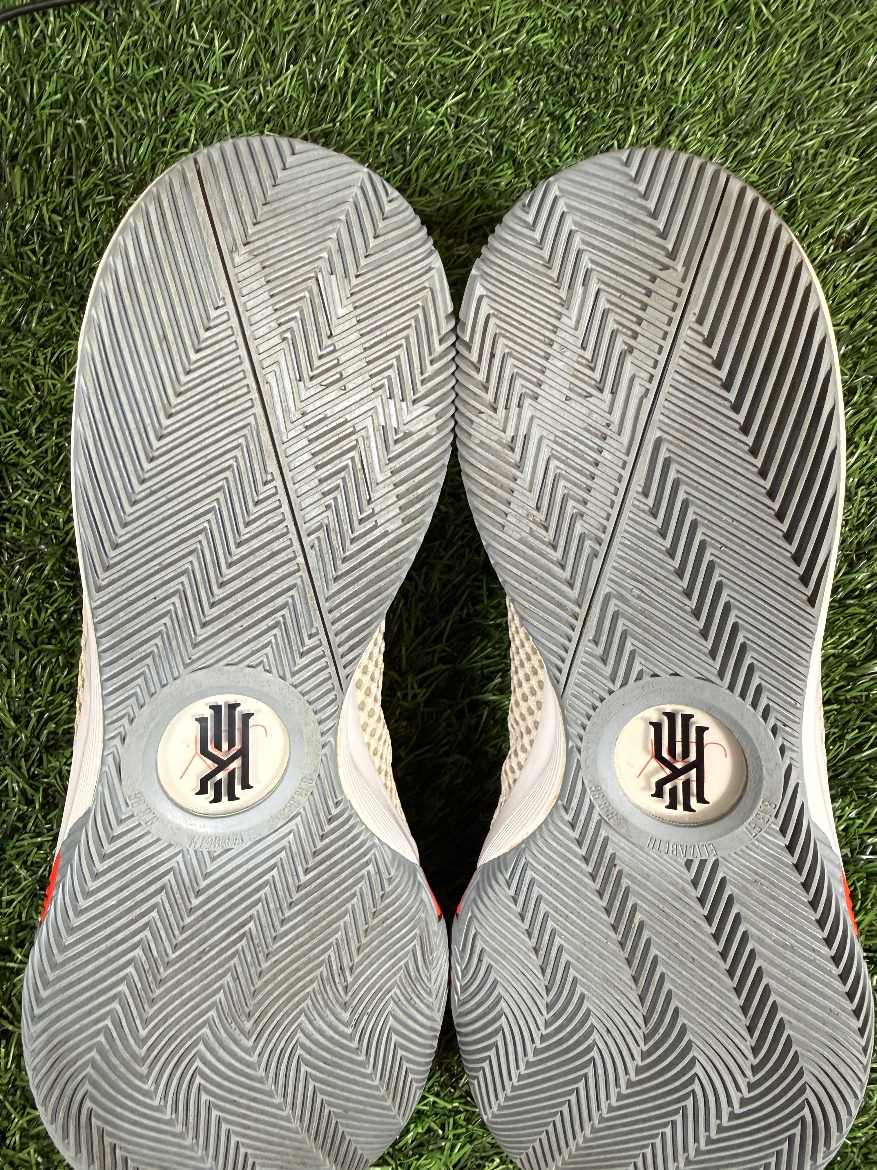Kyrie 1 “Infared” (Size 13)-Mase Kicks