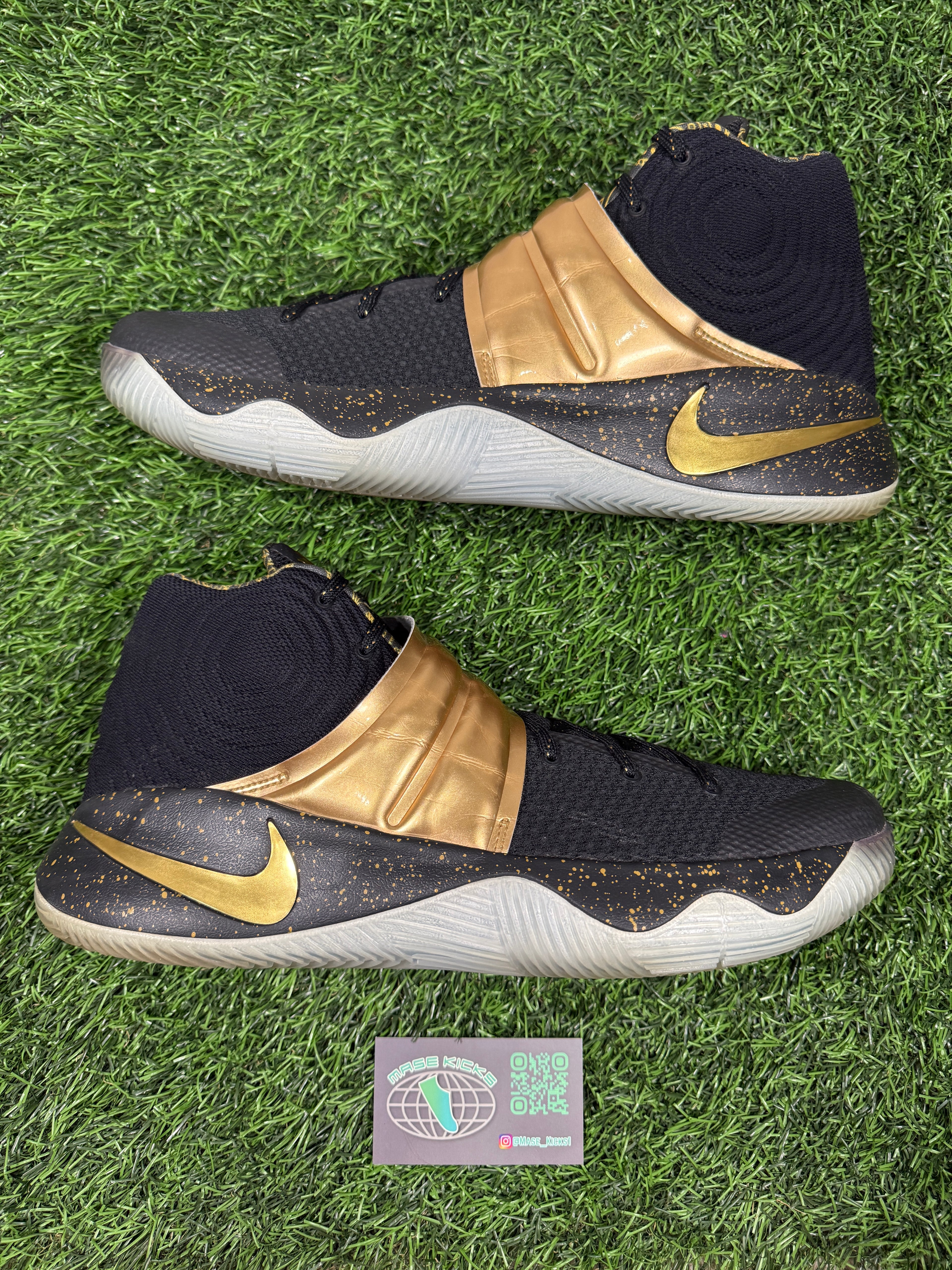 Kyrie 2 ID “Black & Gold” (Size 14)
