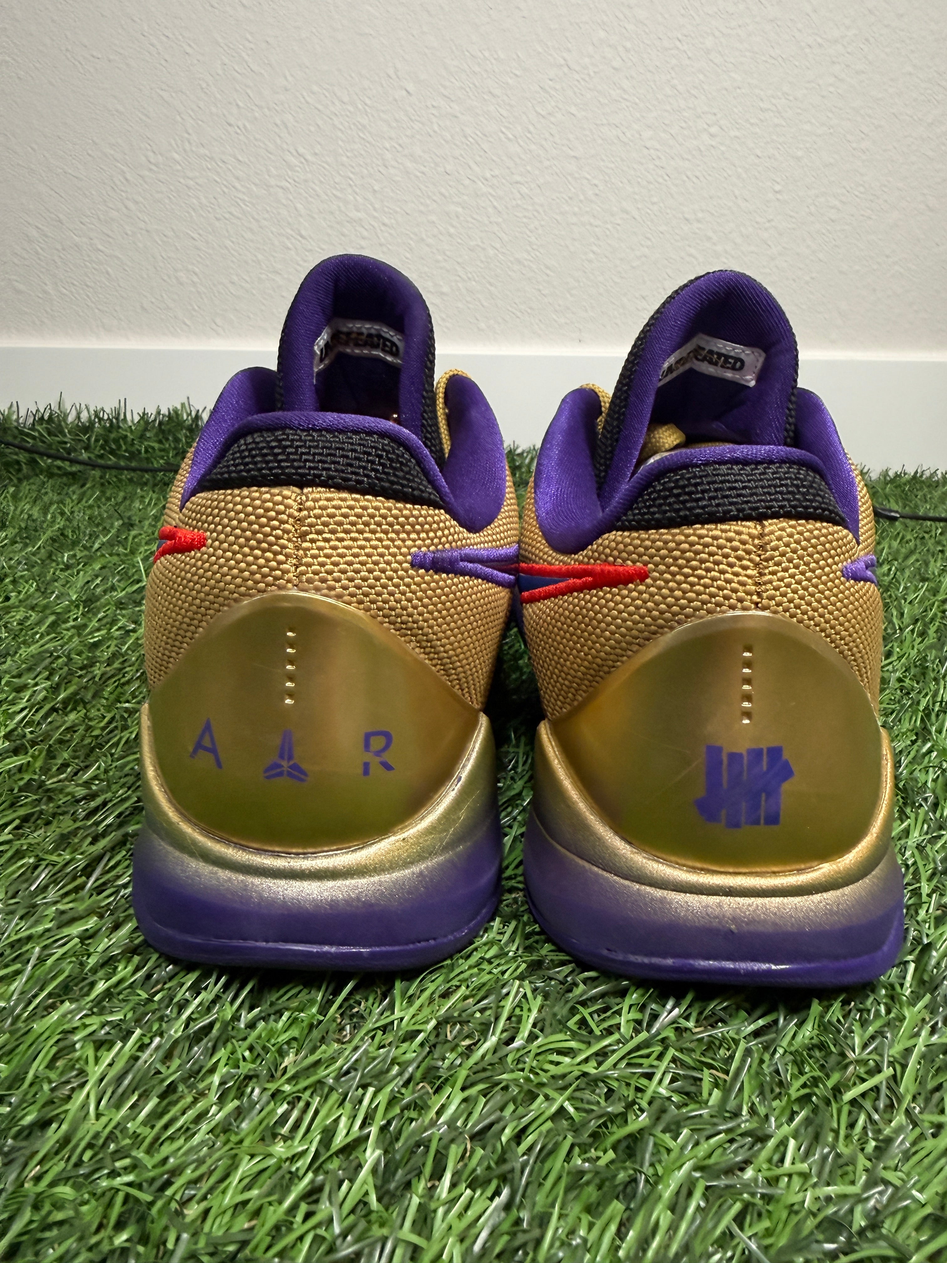 Kobe 5 “Undefeated” (Size 11)-Mase Kicks