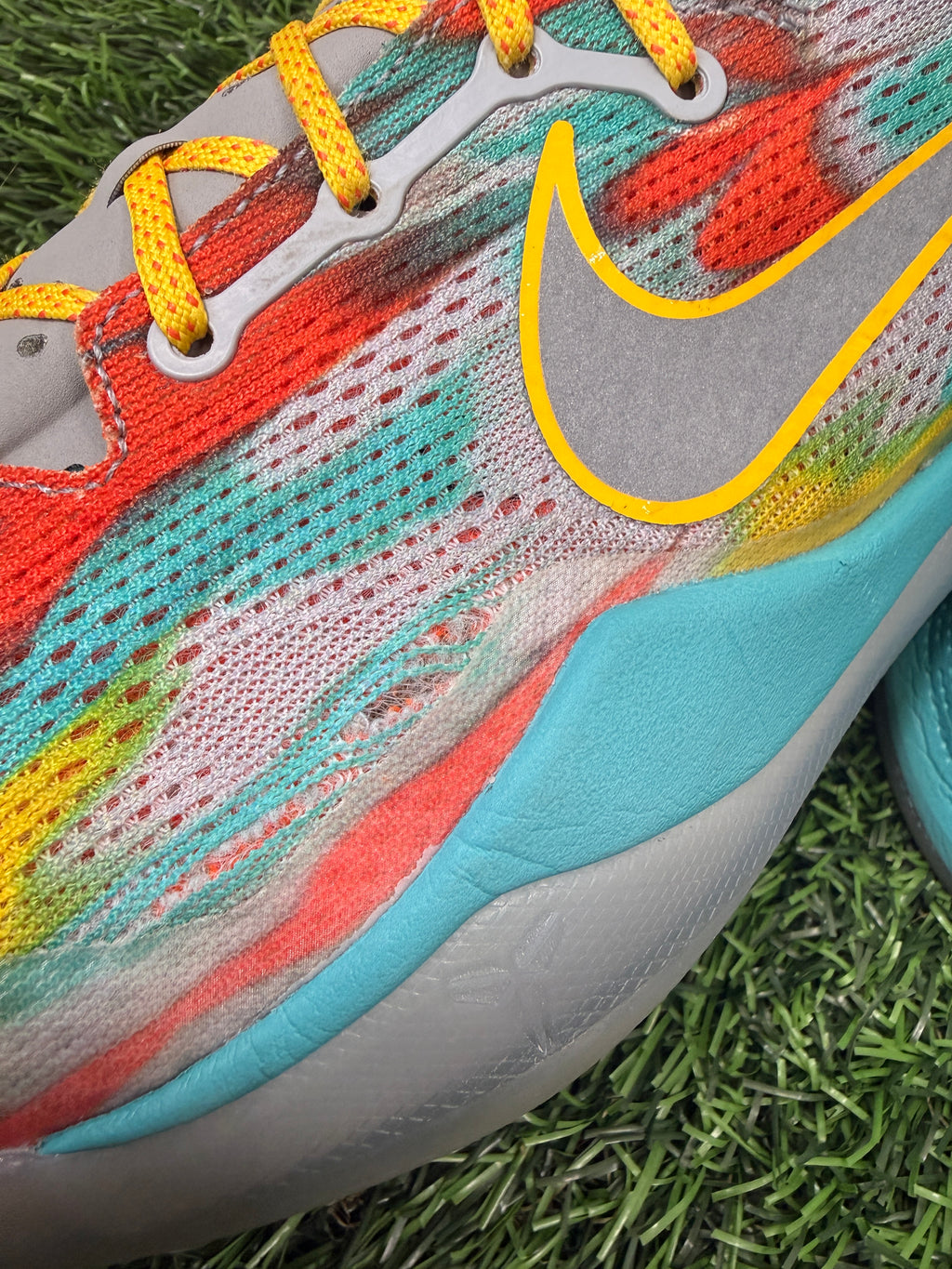 Kobe 8 “Venice Beach” (Size 12)