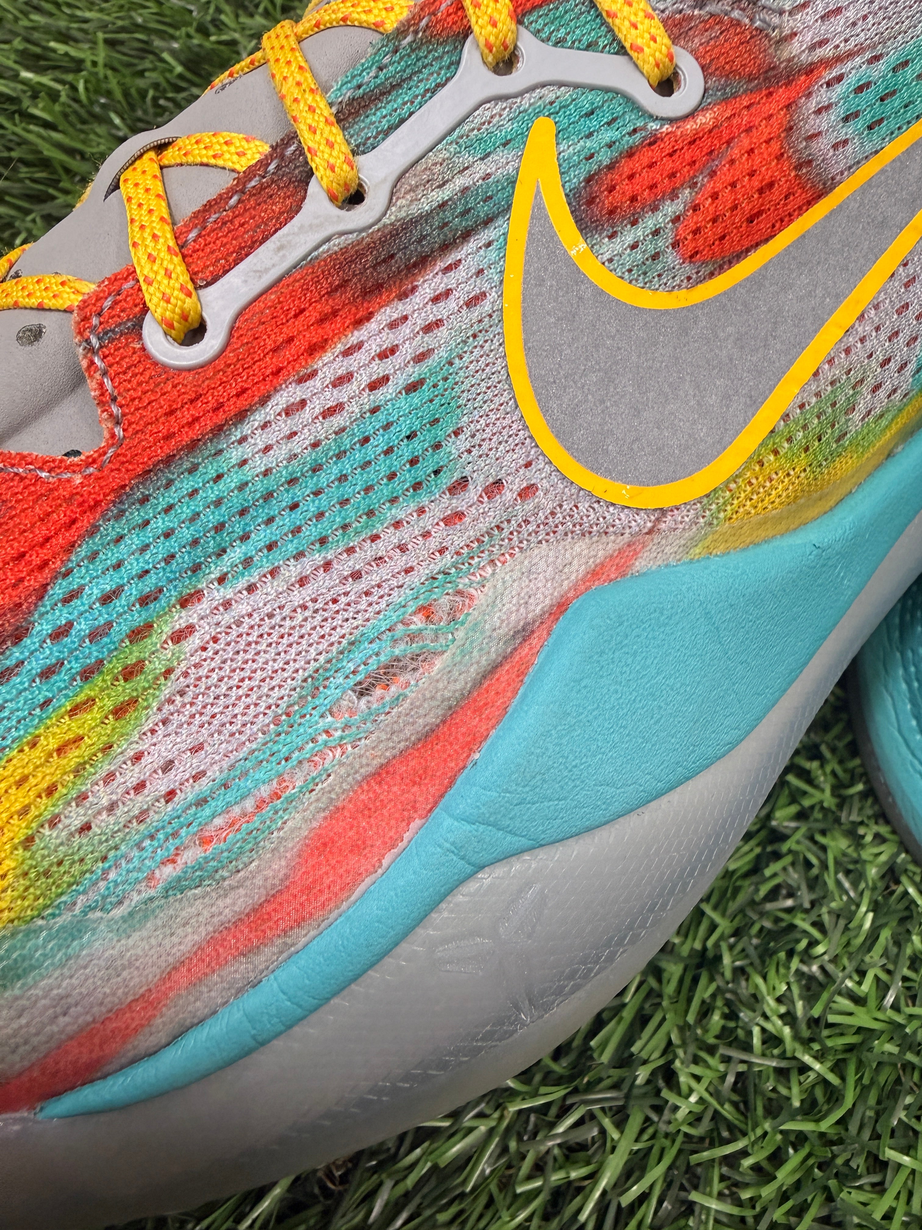 Kobe 8 “Venice Beach” (Size 12)