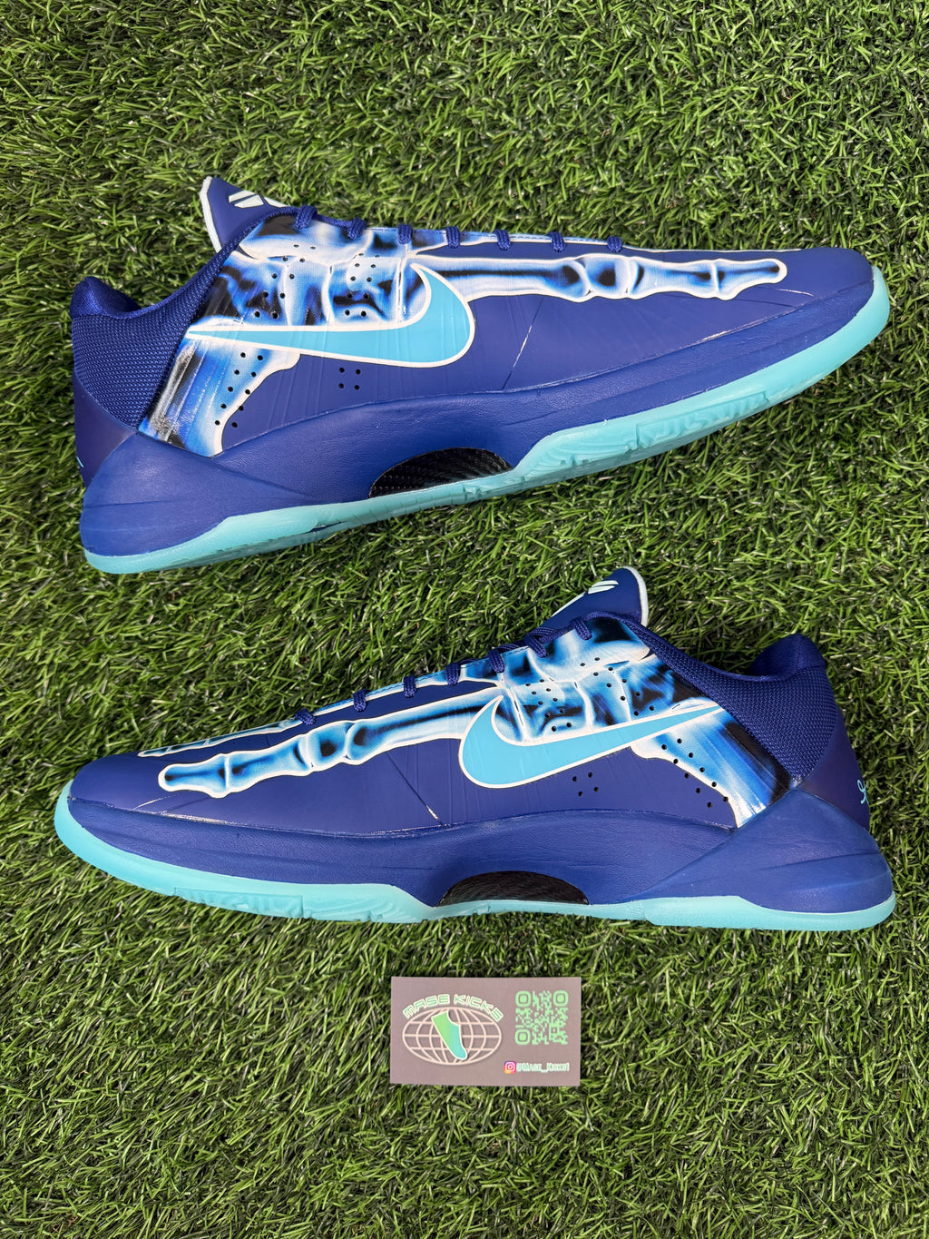 Kobe 5 “X-Ray” (Size 14)