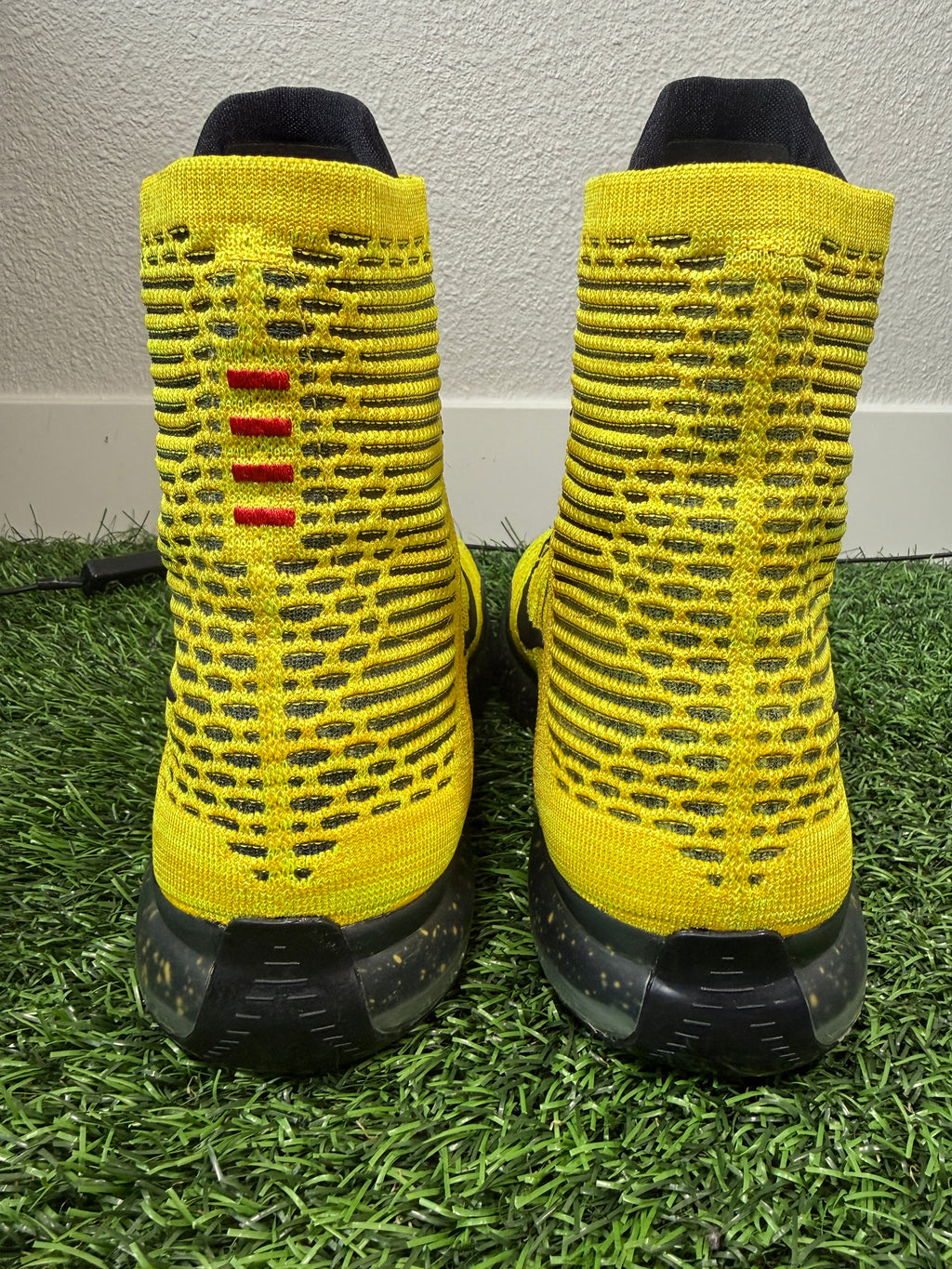 Kobe 10 Elite “Opening Night” (Size 13)
