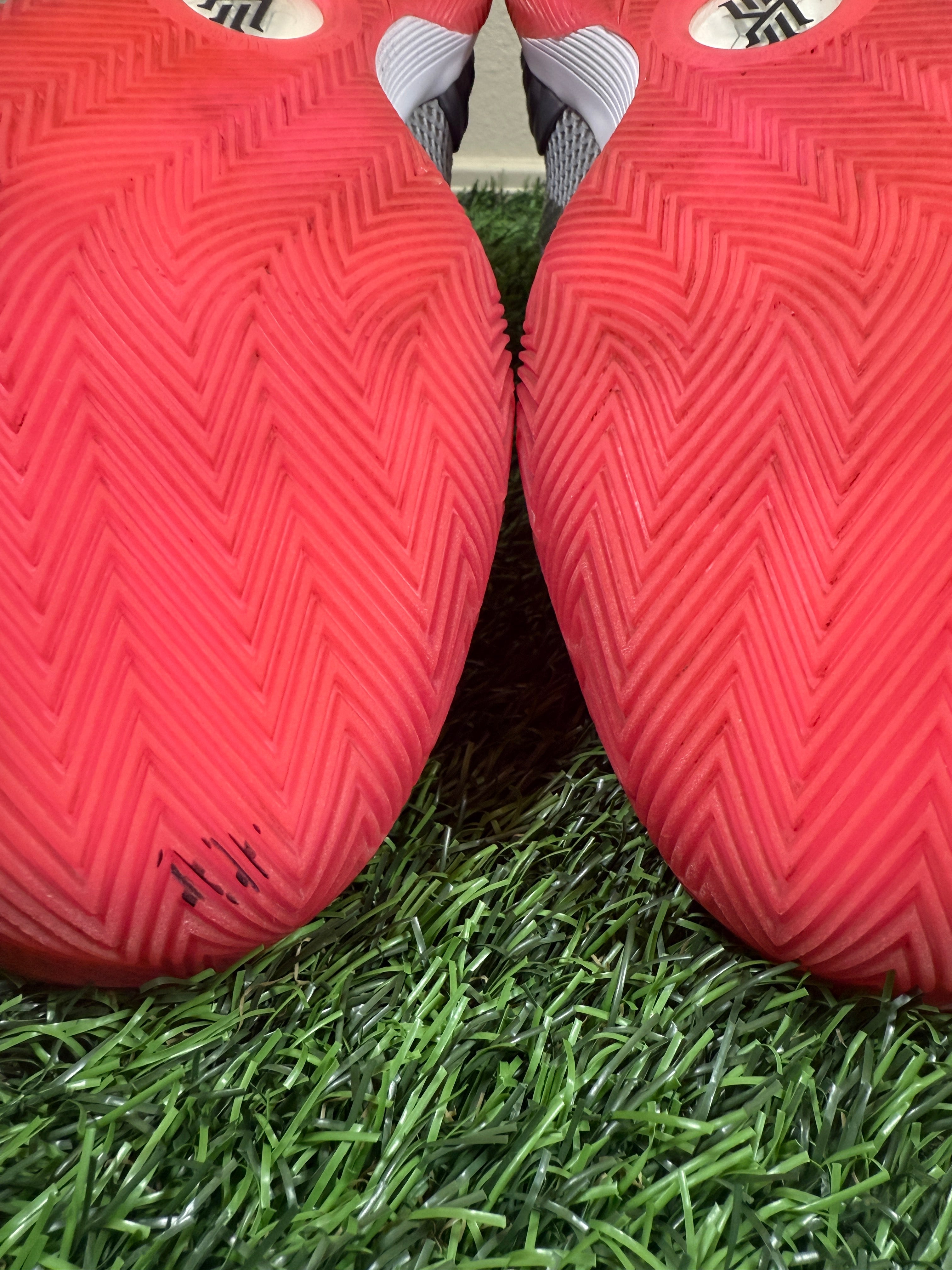 Kyrie 1 ID “Steel Salmon” (Size 15)