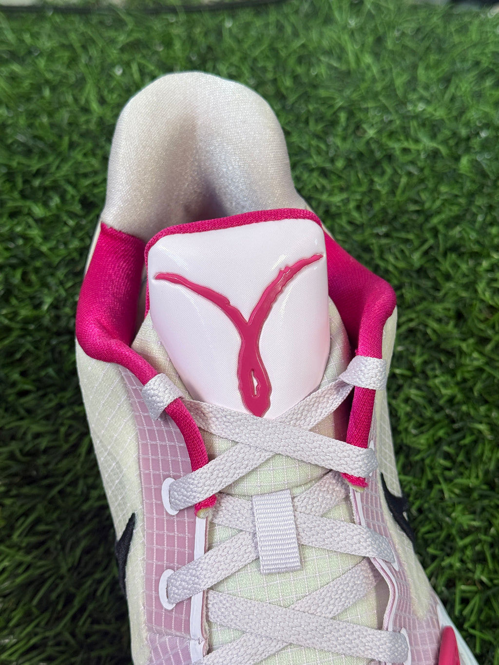 Kyrie Low 4 “Kay Yow” (Size 13)