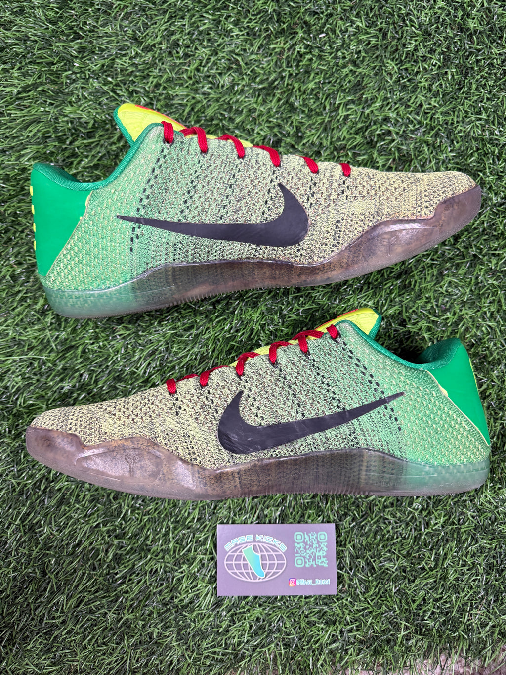 Kobe 11 ID “Grinch” (Size 11.5)