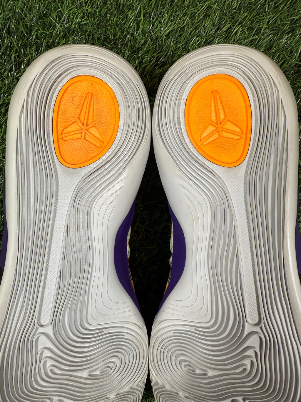 Kobe 9 “Pop-Art” (Size 12)-Mase Kicks